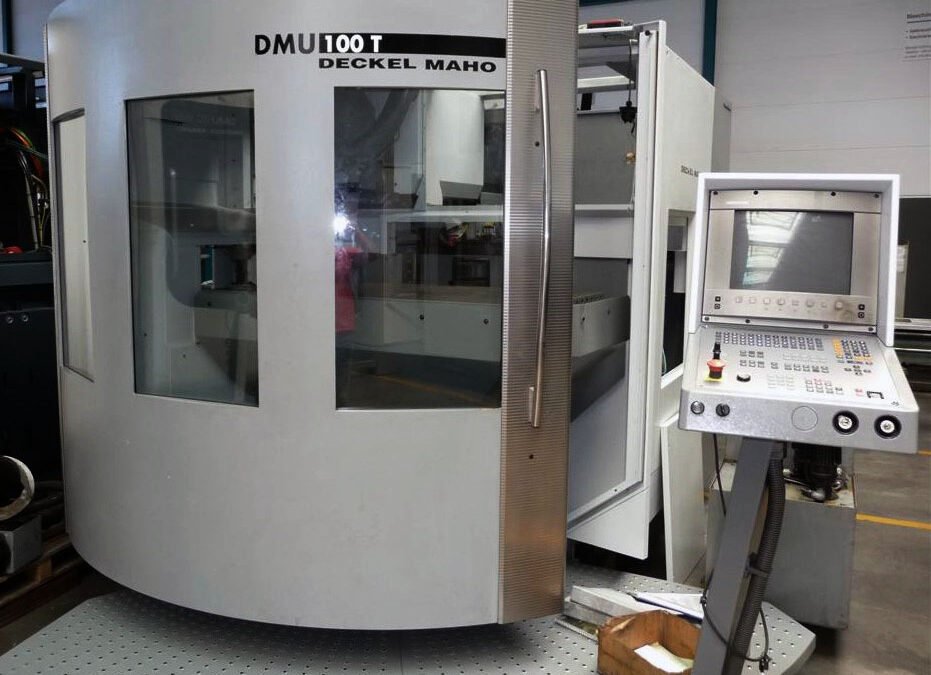 MACHINIG CENTER DECKEL MAHO DMU 100 T