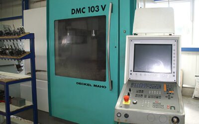 CENTRO DE MECANIZADO DECKEL MAHO DMC 103 V